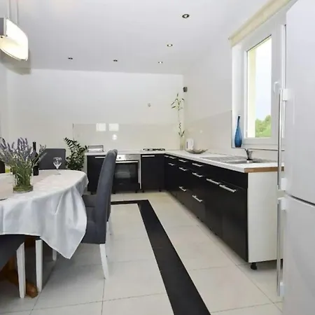 House Divna Holiday home Srima