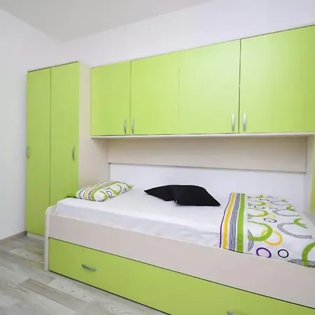 House Divna Holiday home